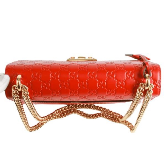 Gucci Medium Guccissima Padlock red Shoulder Bag - Picture 12 of 16